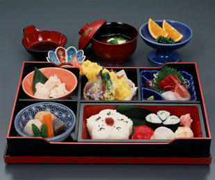 会席弁当/2,500円